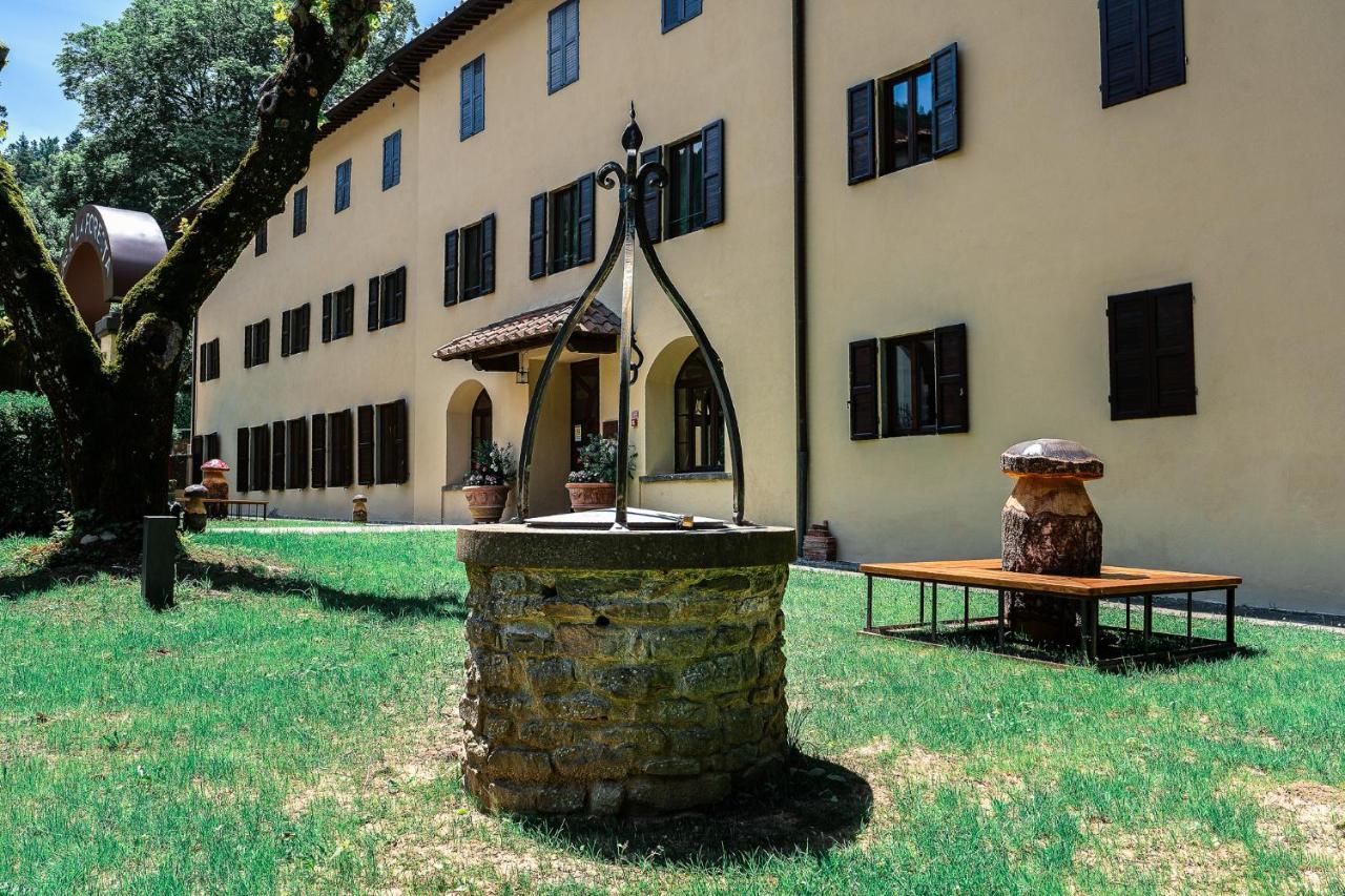 Hotel Rifugio La Foresta วัลลอมโบรซา ภายนอก รูปภาพ