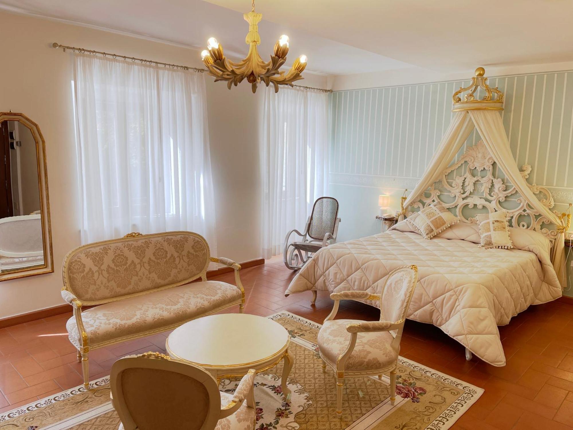 Hotel Rifugio La Foresta วัลลอมโบรซา ภายนอก รูปภาพ