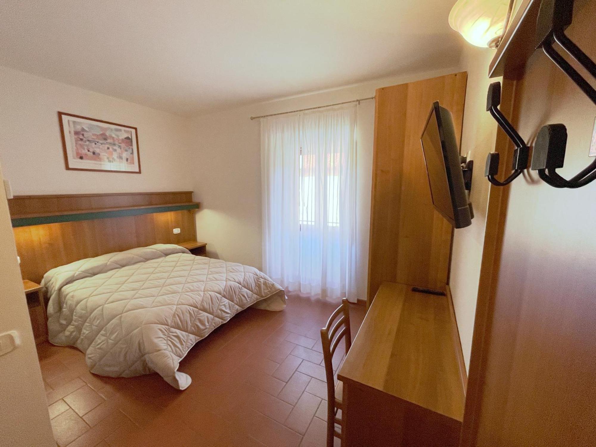 Hotel Rifugio La Foresta วัลลอมโบรซา ภายนอก รูปภาพ